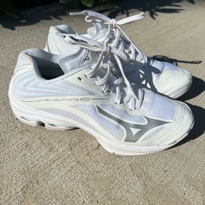 Women’s Volleyball Sneakers